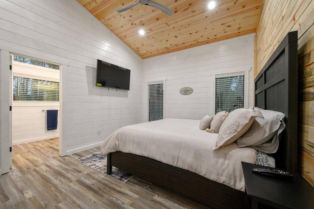 Diamond Cabin W/ Jet Shower & Secluded Back Deck! Broken Bow Bagian luar foto
