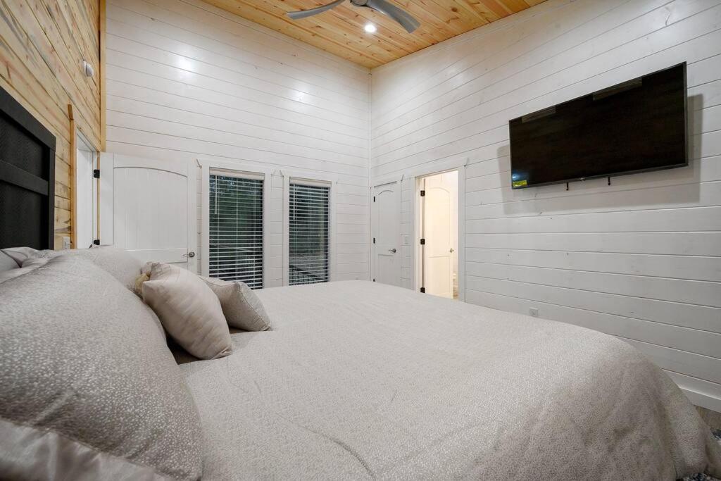 Diamond Cabin W/ Jet Shower & Secluded Back Deck! Broken Bow Bagian luar foto